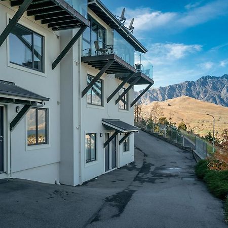 Appartamento Alpine Loft With Jaw-Dropping View! Distretto di Distretto di Queenstown Esterno foto