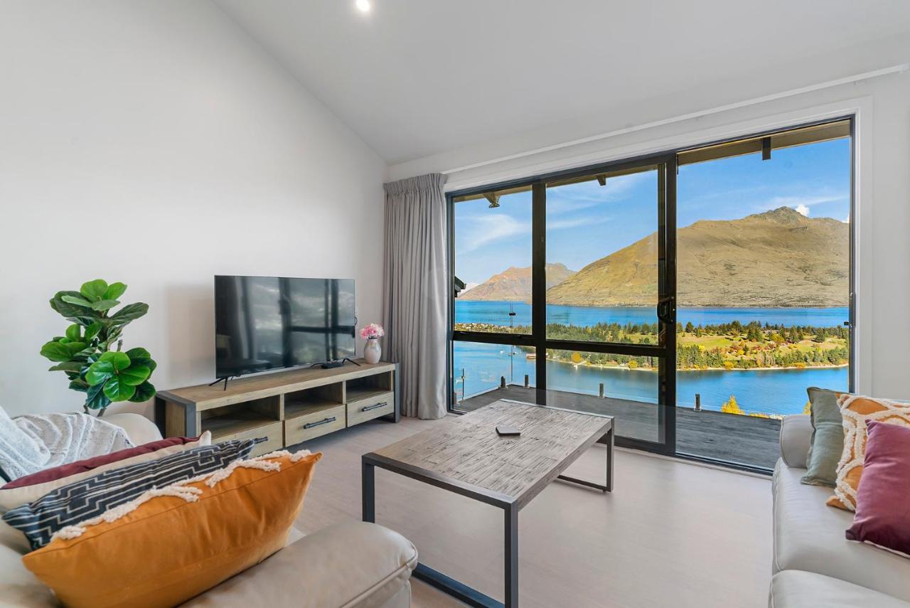 Appartamento Alpine Loft With Jaw-Dropping View! Distretto di Distretto di Queenstown Esterno foto